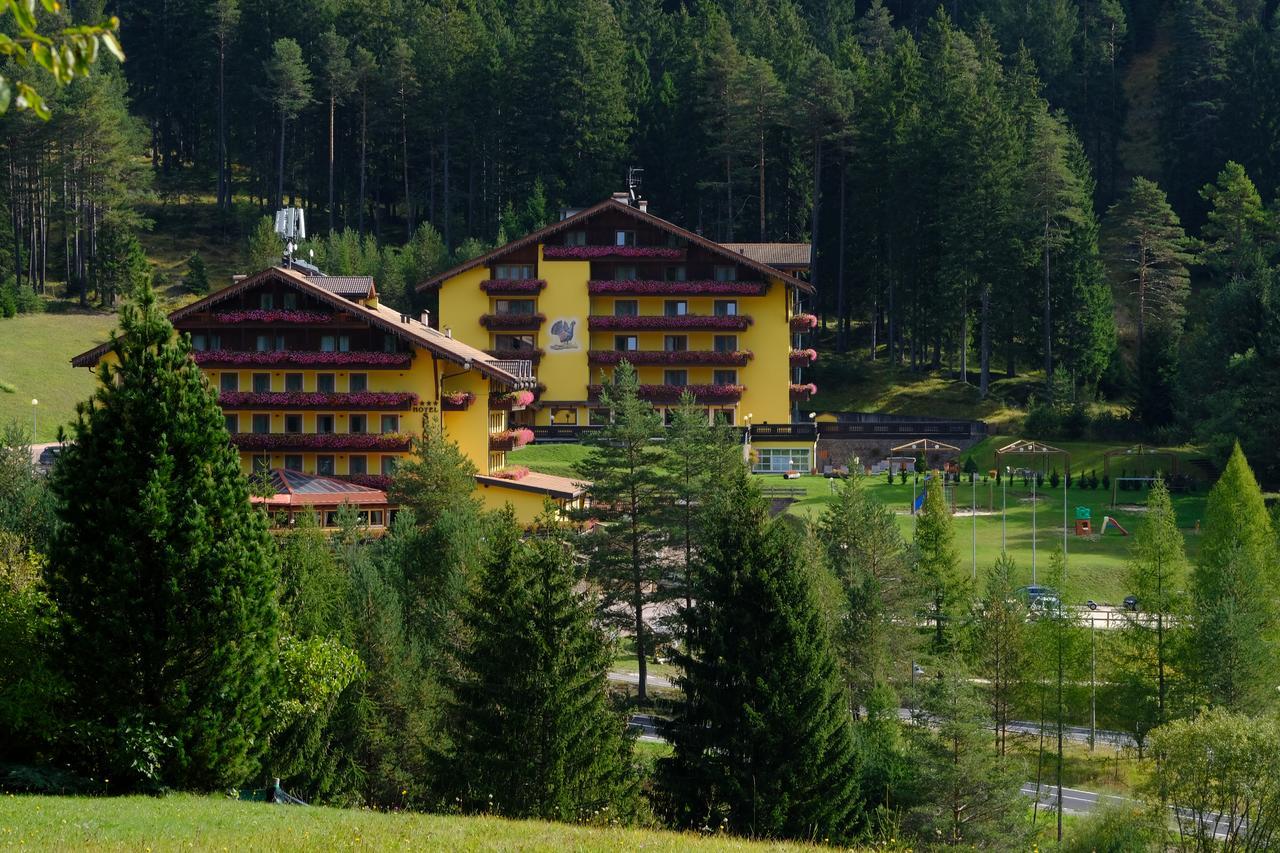Hotel Shandranj Teser im Fleimtal Exterior foto